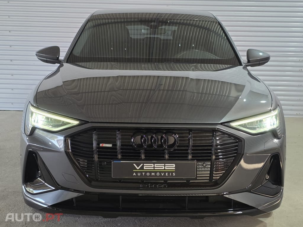 Audi E-Tron 55 quattro S line