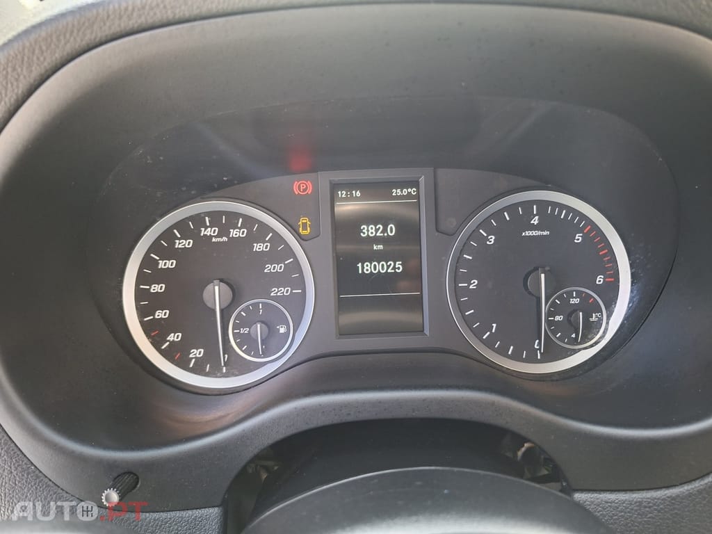 Mercedes-Benz Vito 110 CDi/32