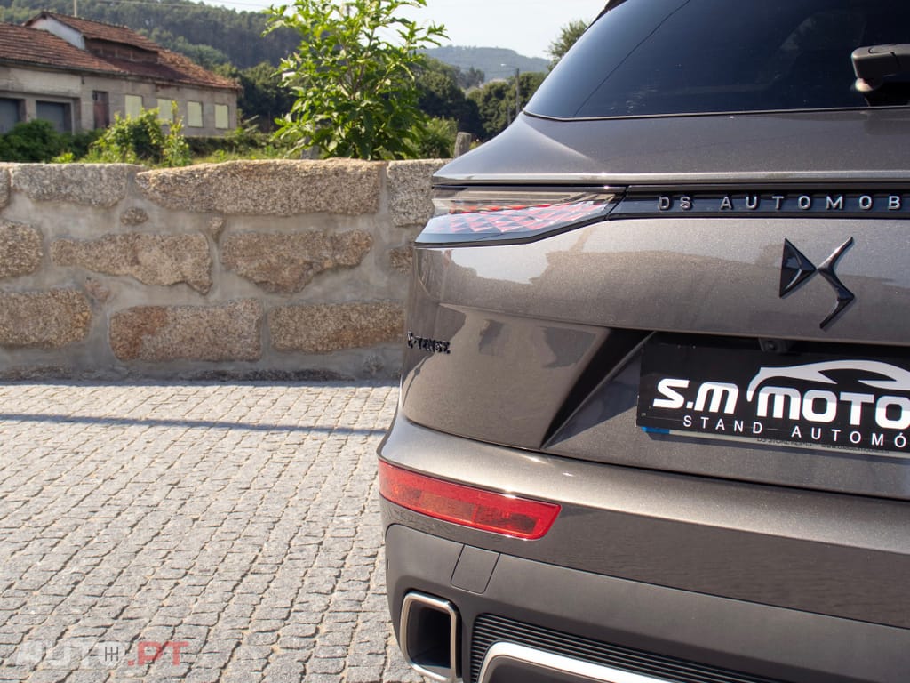 DS DS7 Crossback E-Tense Performance Line EAT8