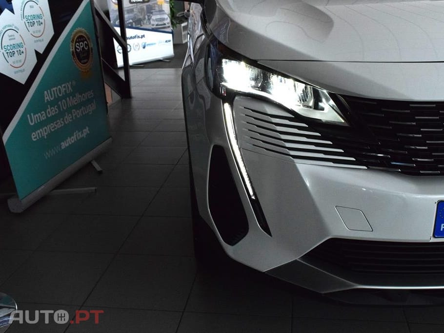 Peugeot 3008 1.5 BlueHDi ALLURE 130 CV