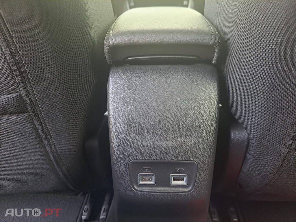 Peugeot 208 1.2 Hybrid Allure e-DCS6