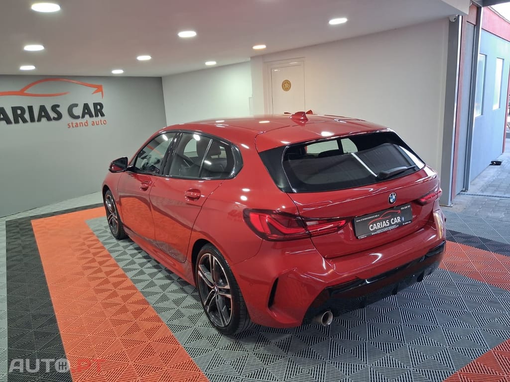 BMW 116 d Pack Desportivo M Auto