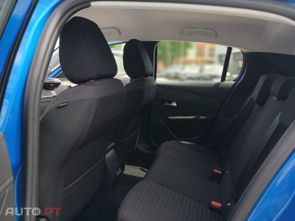 Peugeot E-208 50 kWh Active Pack