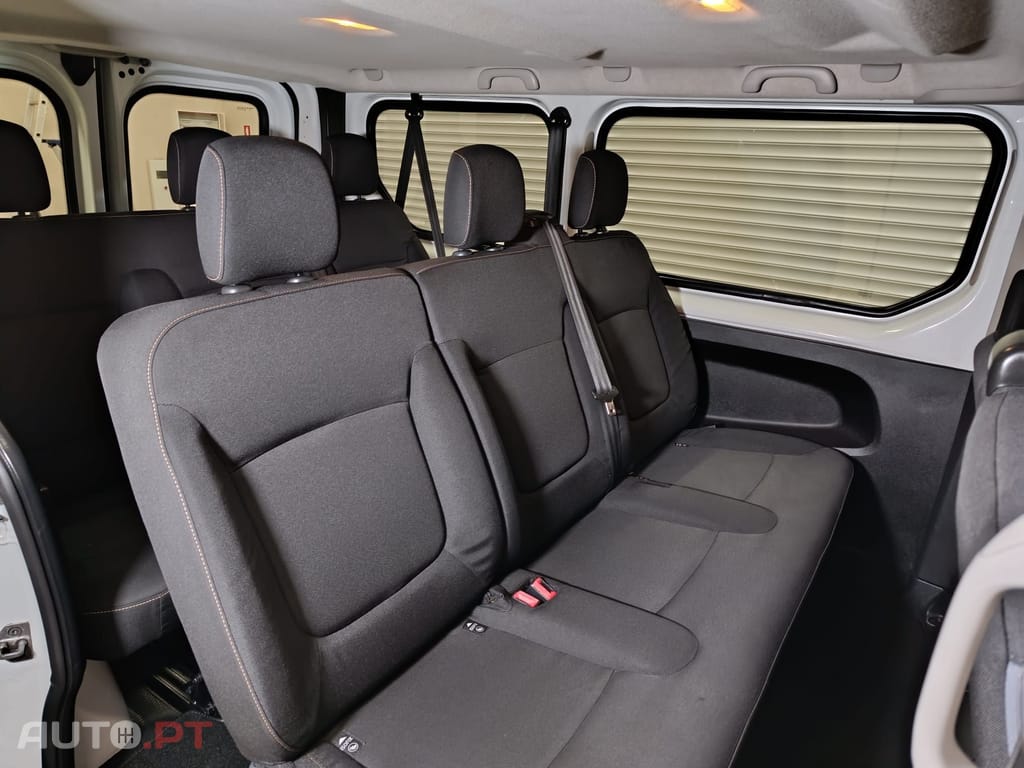 Renault Trafic 1.6 dCi Combi (9 Lug )