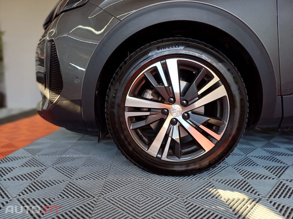 Peugeot 5008 1.5 BlueHDi Allure Pack