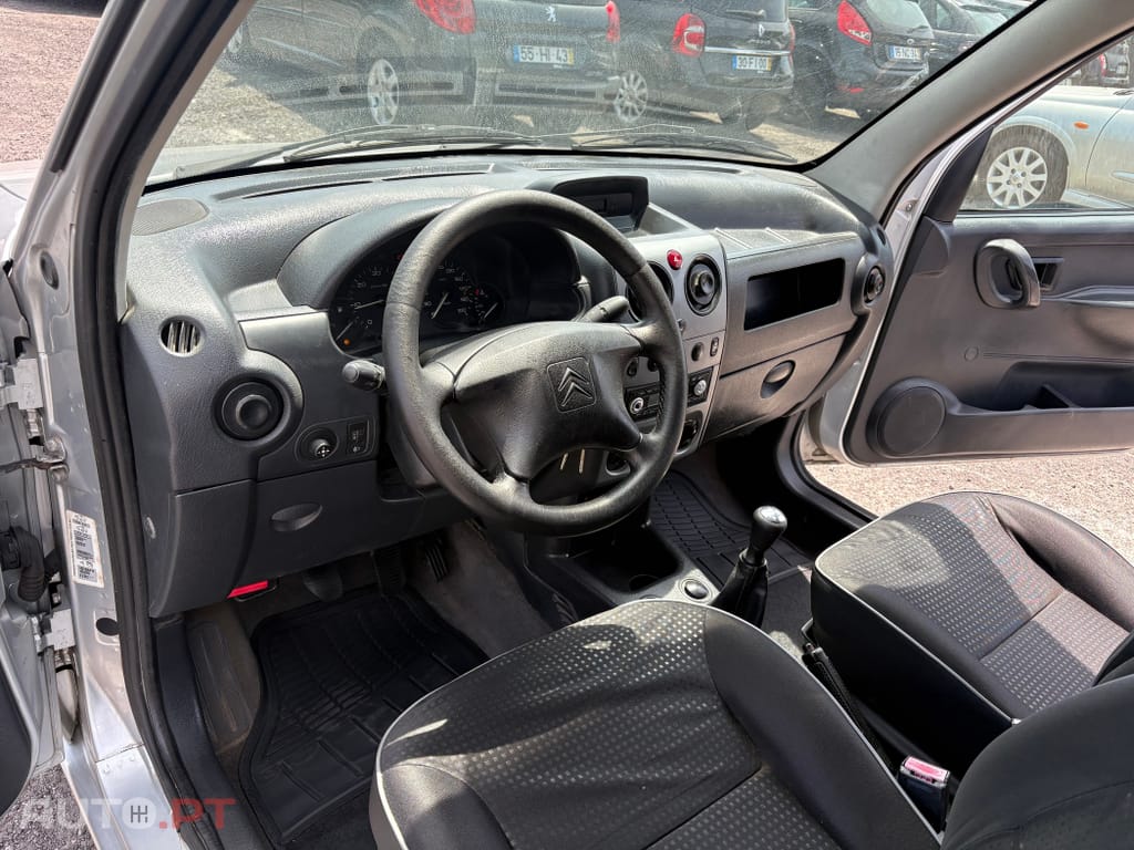 Citroen Berlingo 1.9 D 800 Plancher