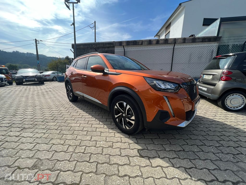 Peugeot 2008 1.2 PureTech Allure