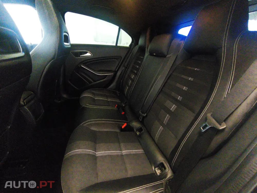 Mercedes-Benz A 180 CDI (BlueEFFICIENCY) AMG