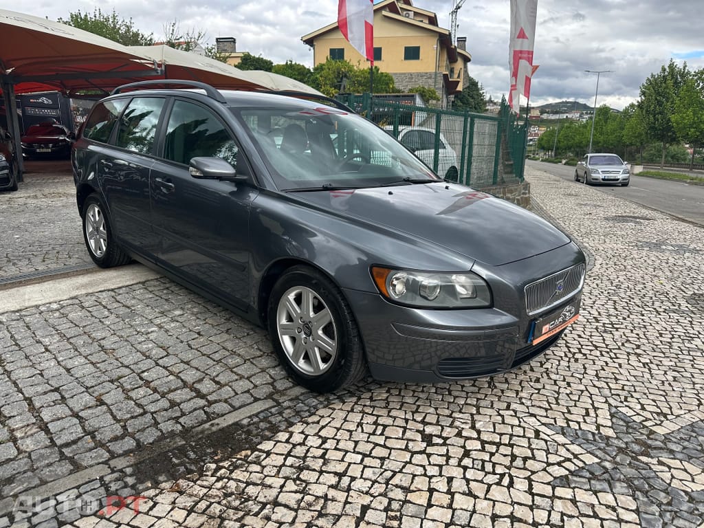 Volvo V50 2.0 D Nível 3 17