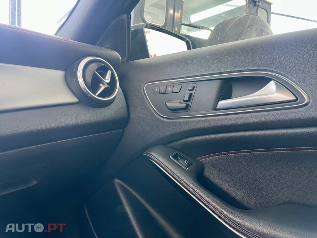 Mercedes-Benz GLA 220 CDI 4Matic 7G-DCT AMG Line
