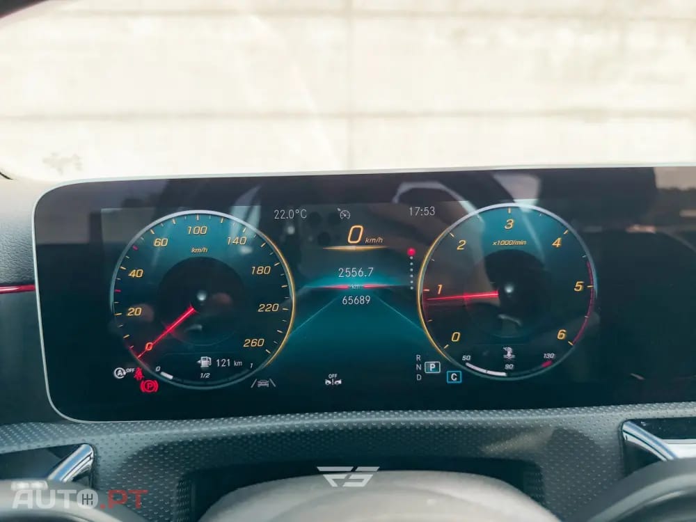 Mercedes-Benz A 180 d 7G-DCT AMG Line