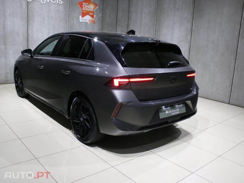 Opel Astra 1.2 T GS Line S/S