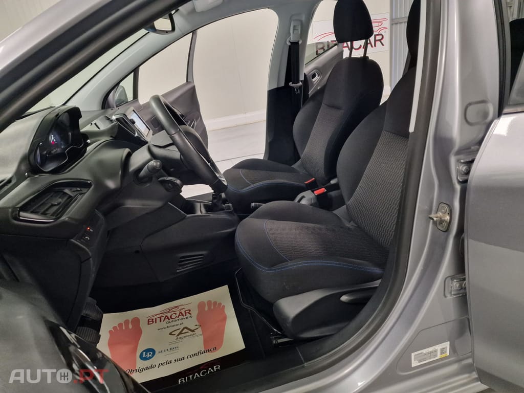 Peugeot 208 1.5 BLUEHDI 102CV SIGNATURE GPS CAMARA TRASEIRA