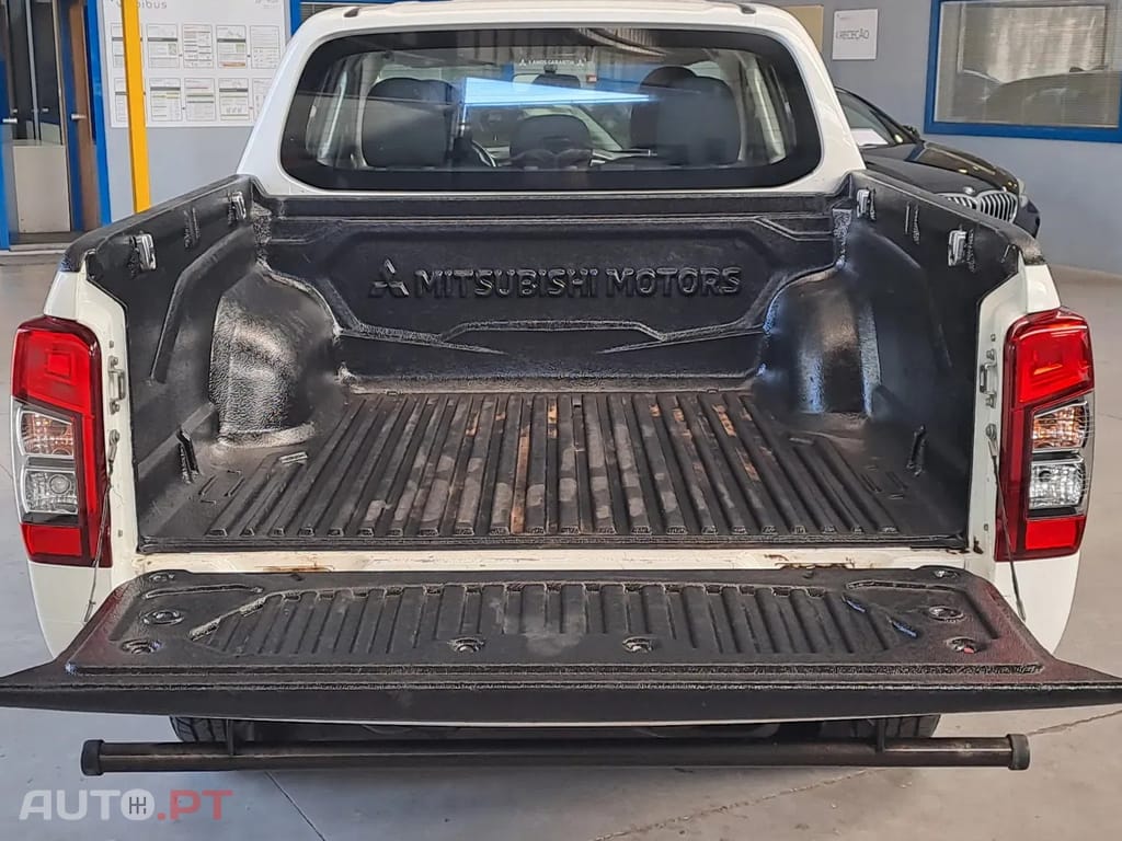 Mitsubishi L200 CD 4X4 5L