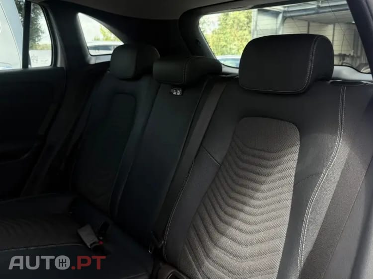 Mercedes-Benz GLA 180 d Style