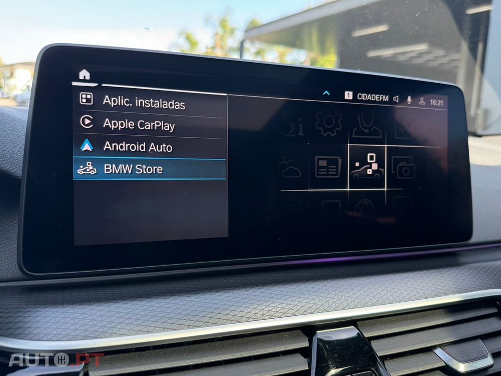 BMW 530 e Pack Desportivo M