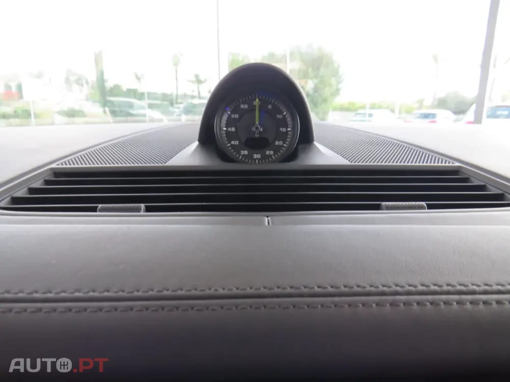 Porsche Panamera 4 E-Hybrid