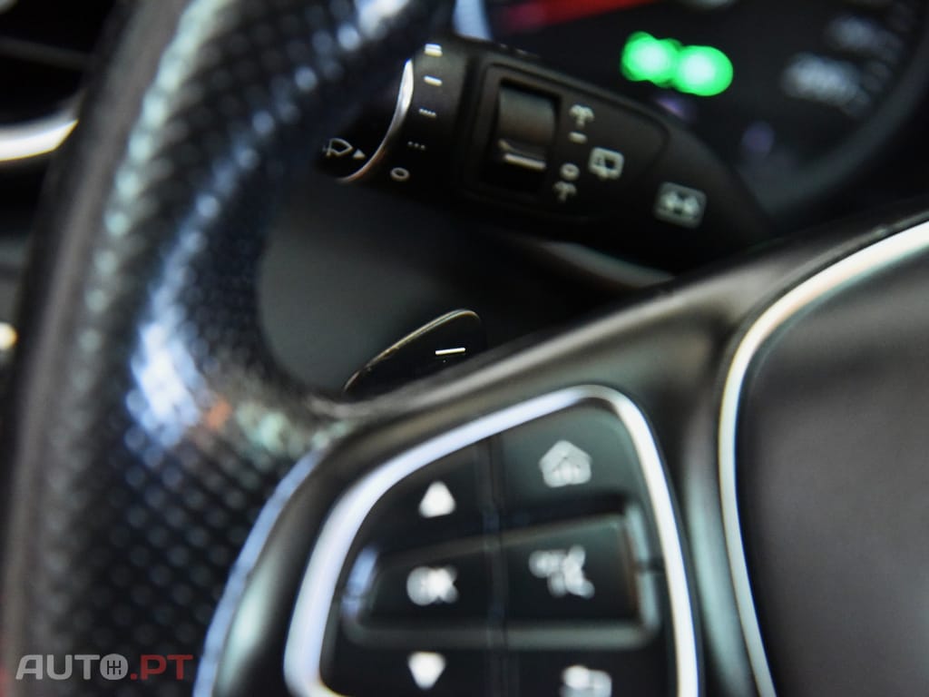 Mercedes-Benz C 300 BlueTEC Hybrid AMG Line