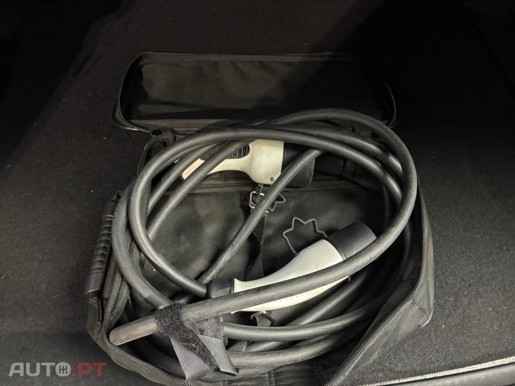 MG MG4 EV Standard 2WD