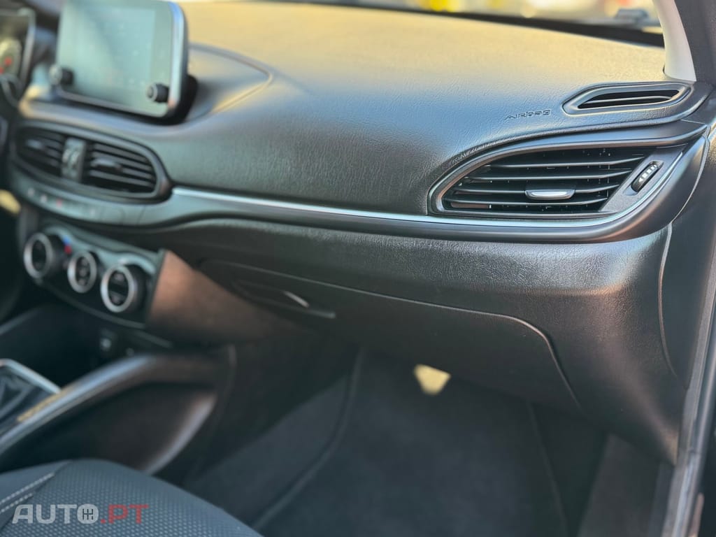 Fiat Tipo 1.3 M-Jet Lounge J17