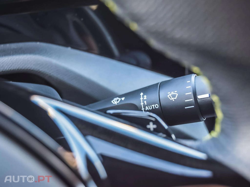 Peugeot 408 1.6 Hybrid GT e-EAT8