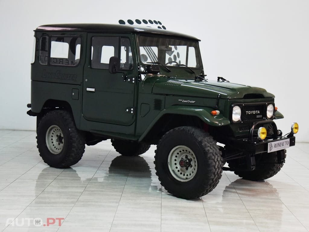 Toyota Land Cruiser BJ40 3.0 D 4WD 7 Lugares