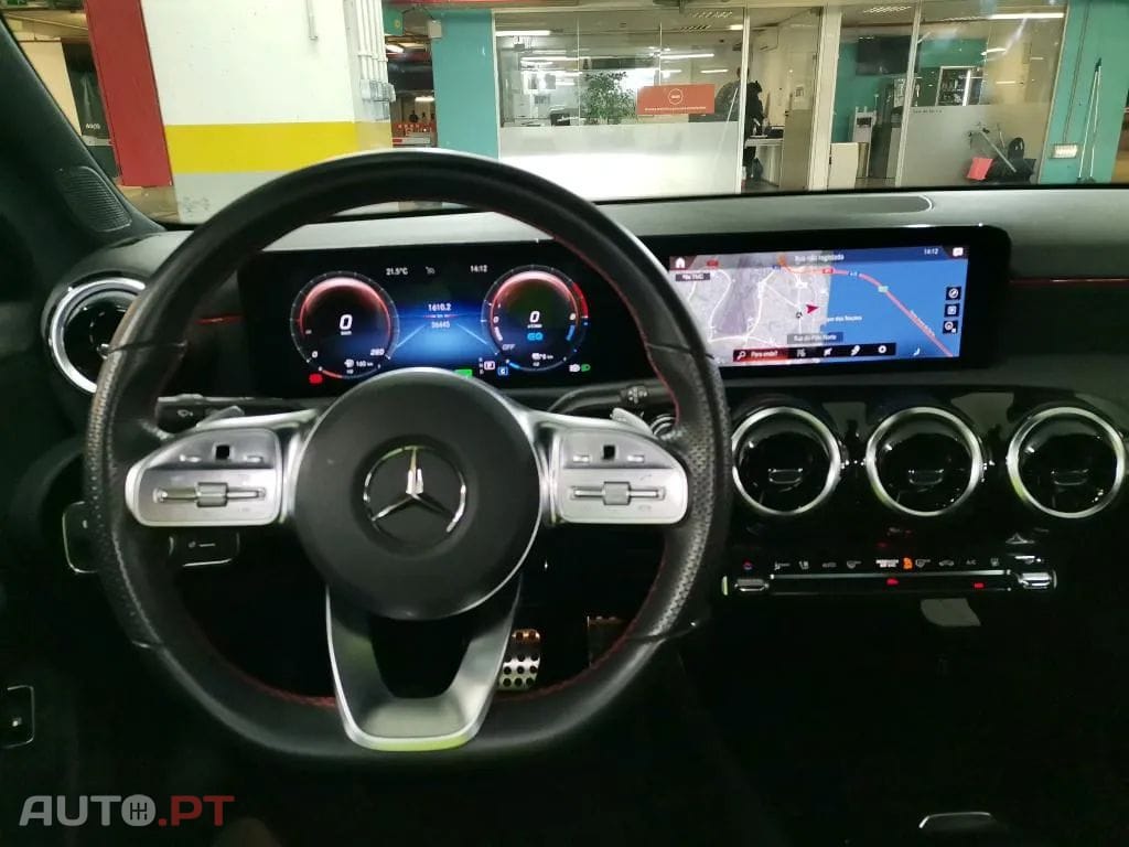 Mercedes-Benz A 250 e AMG Line