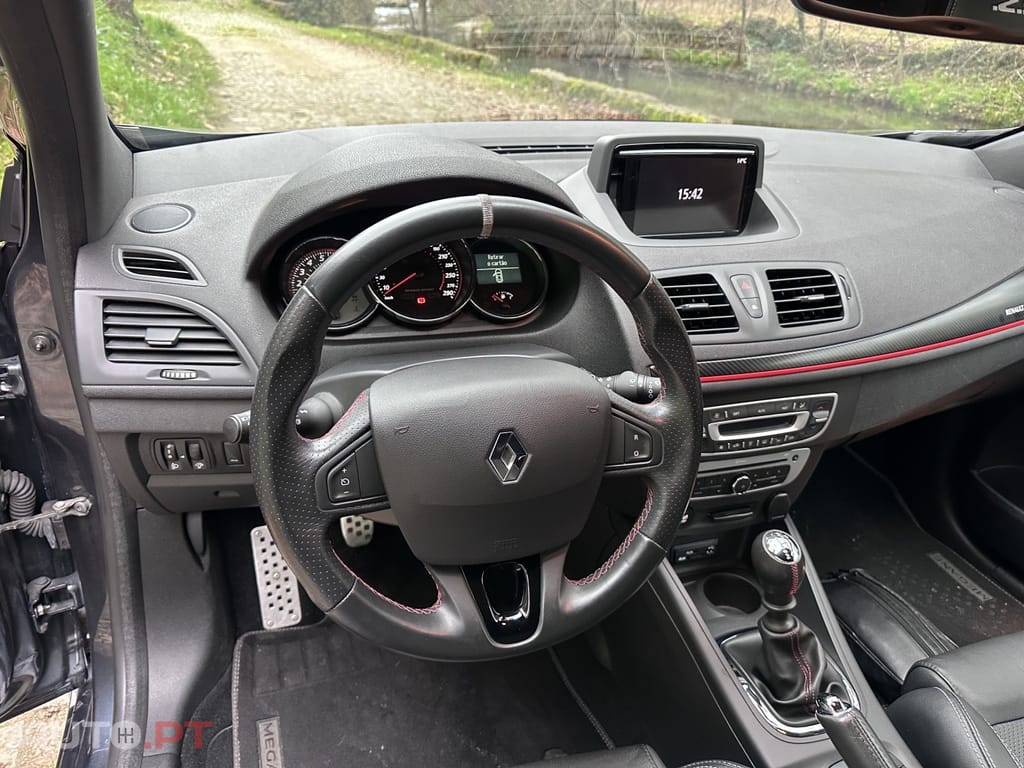 Renault Mégane Coupe TCe 265 R.S. Trophy