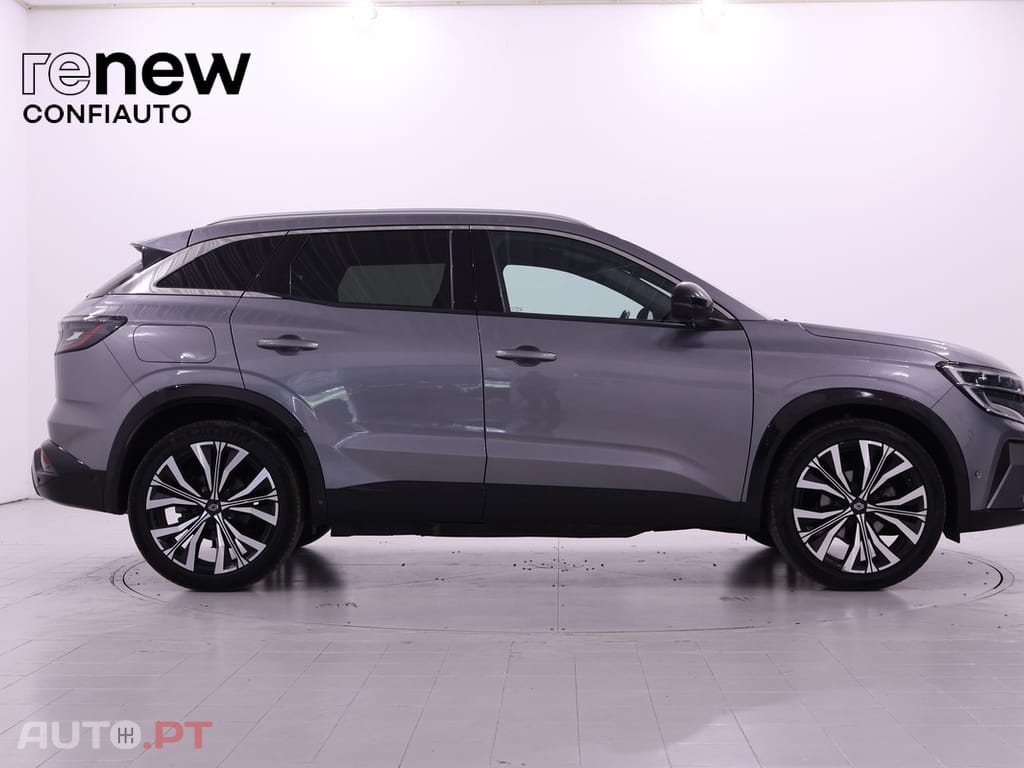 Renault Austral 1.3 Mild Hybrid Iconic Auto