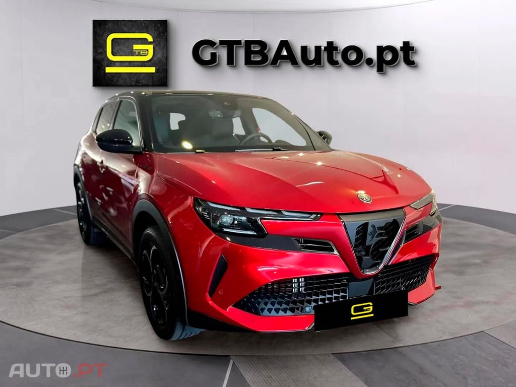 Alfa Romeo Junior Ibrida 1.2