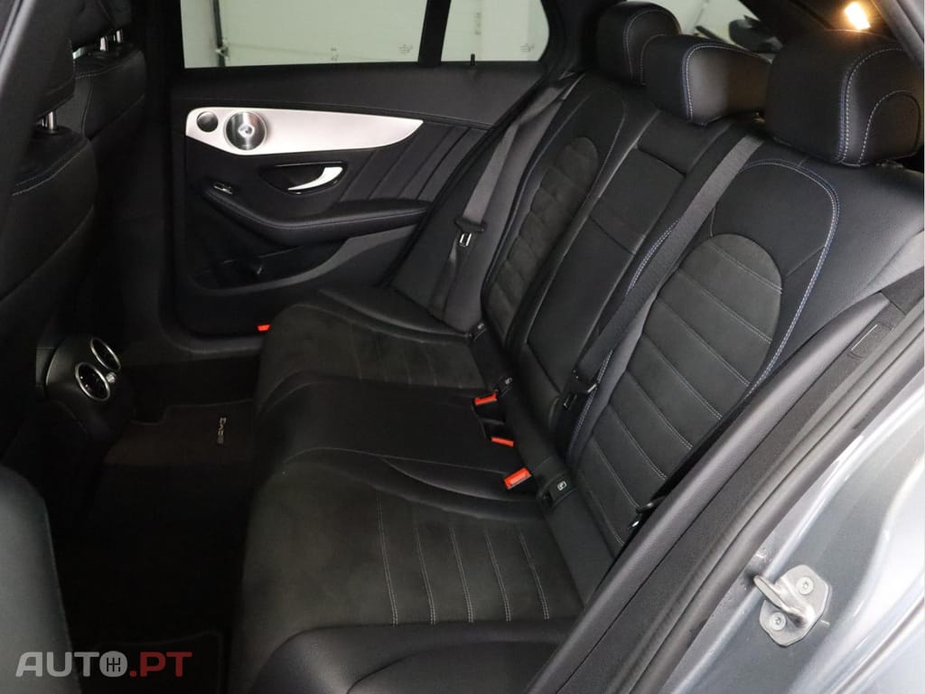 Mercedes-Benz C 300 de AMG