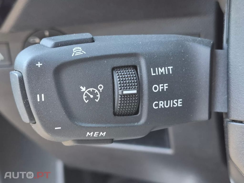 DS DS7 Crossback E-Tense Performance Line EAT8