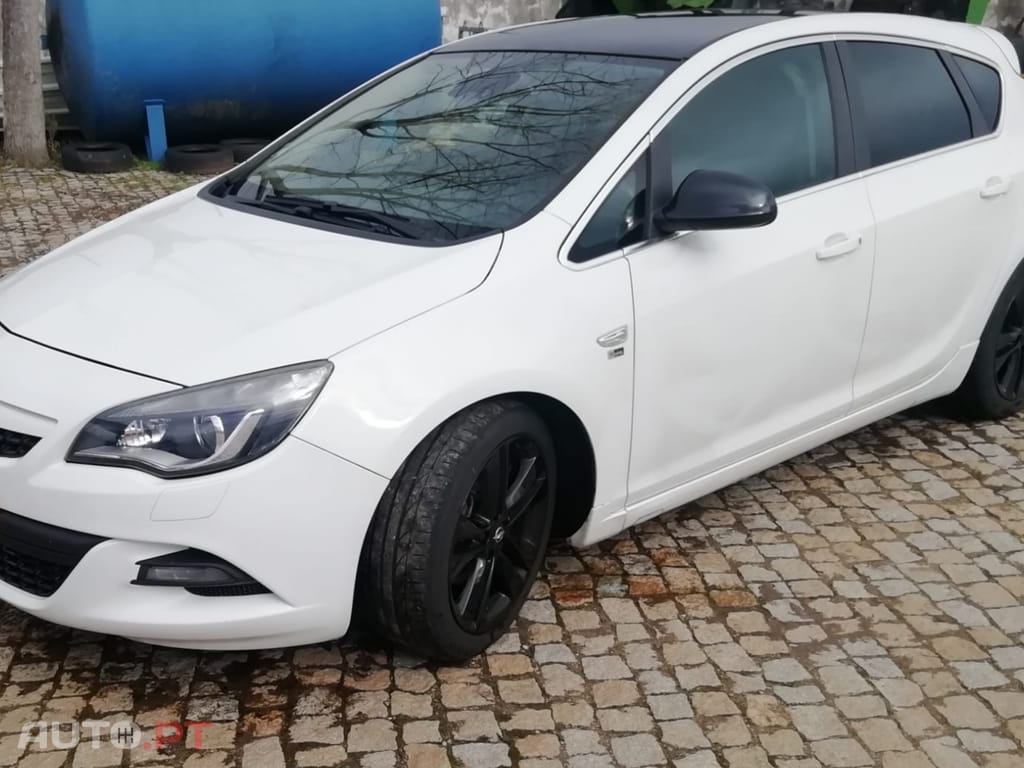 Opel Astra J