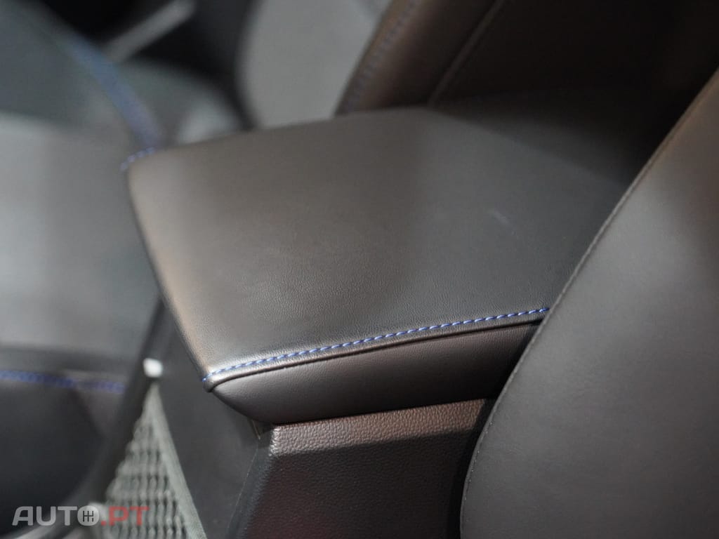 MG MG4 64 kWh Luxury