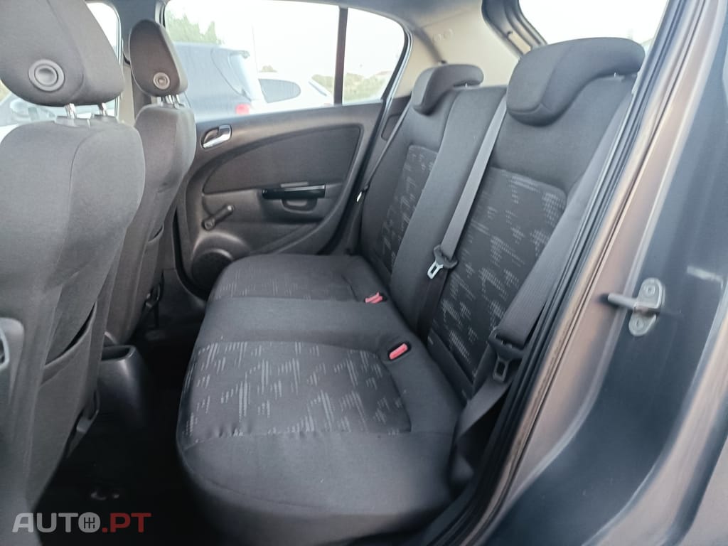 Opel Corsa 1.2 Enjoy