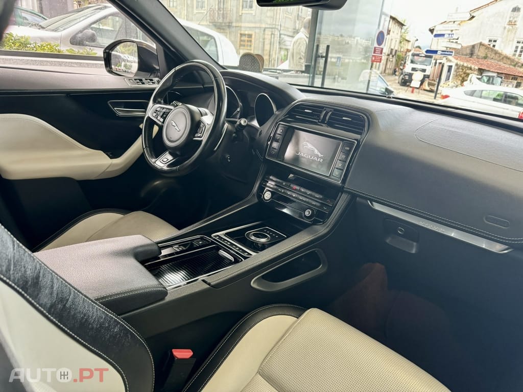 Jaguar F-Pace 2.0 i4D R-Sport AWD Aut.