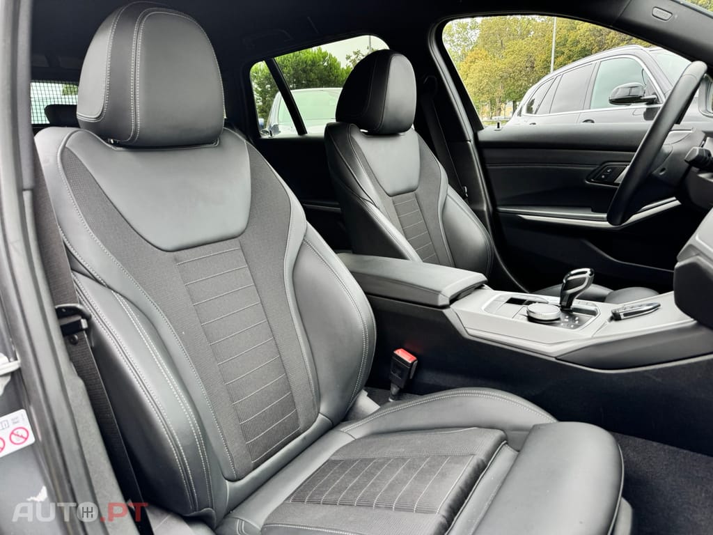 BMW 320 e Touring Auto