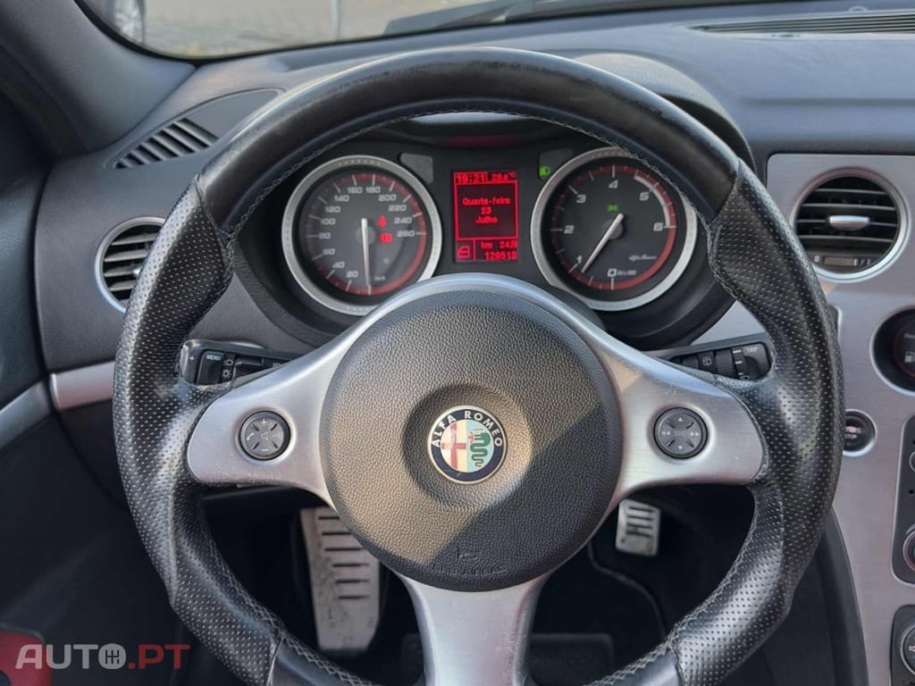 Alfa Romeo 159 1.9 JTDm 16V Sportiva