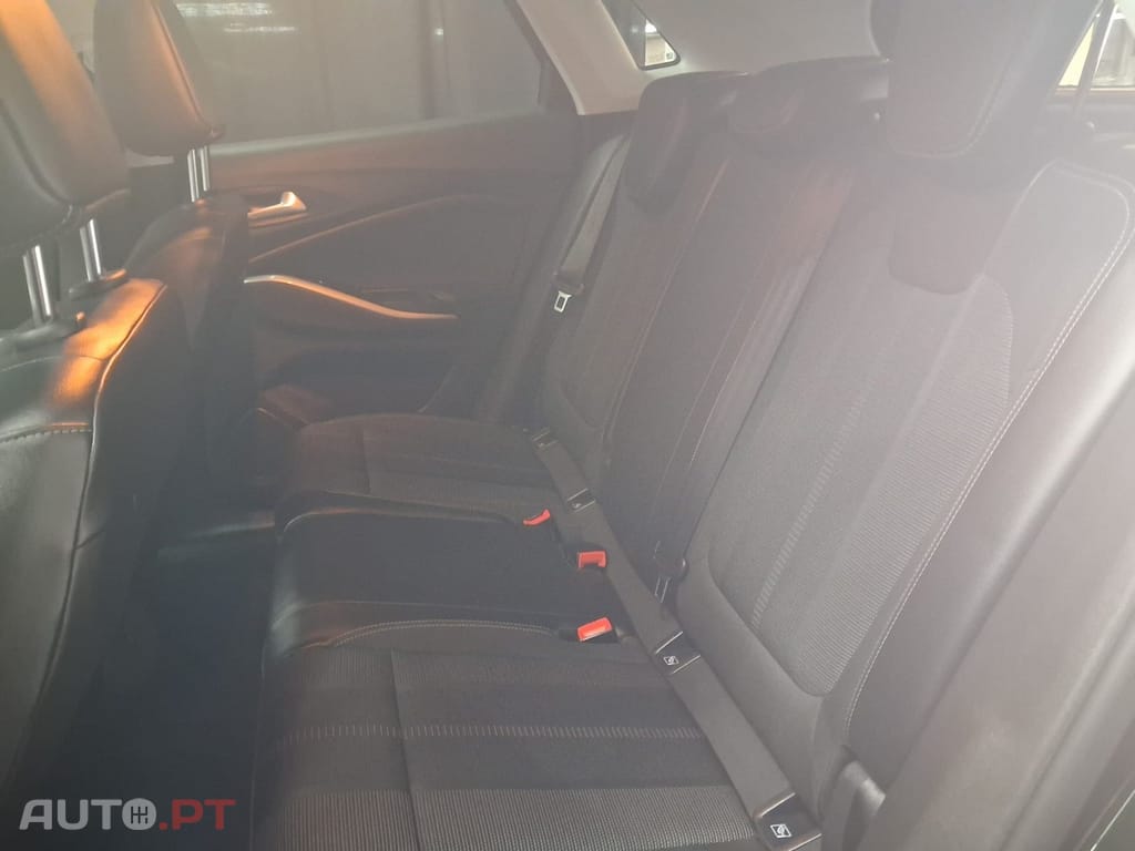 Opel Grandland (X) 1.2Т GS-Line