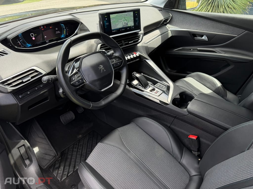 Peugeot 3008 1.6 Hybrid Allure e-EAT8