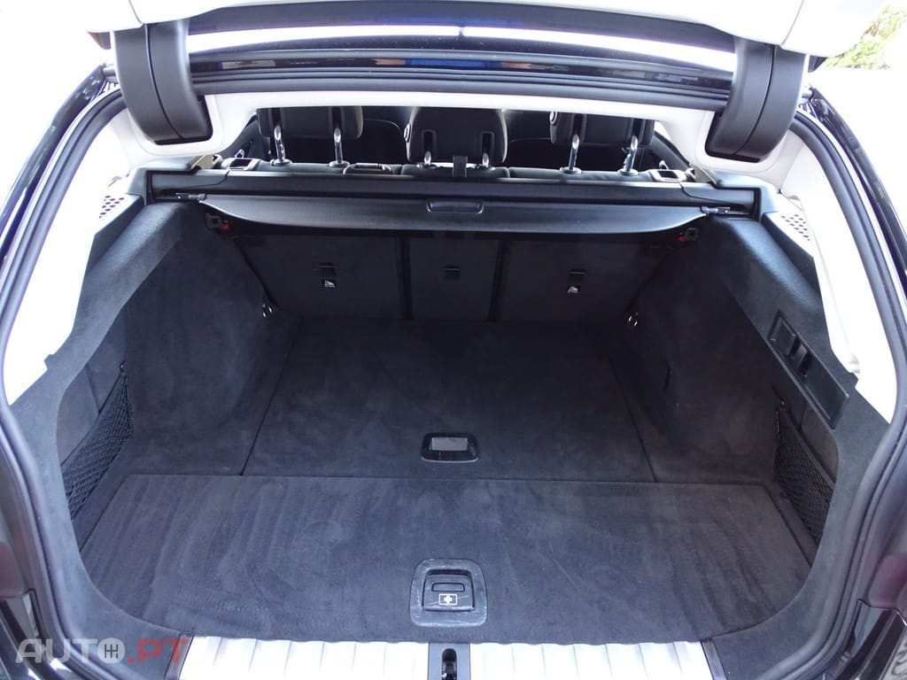 BMW 318 d Touring Aut. Advantage