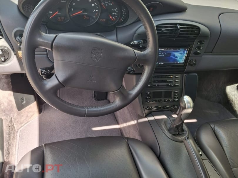 Porsche 996 Carrera Coupé