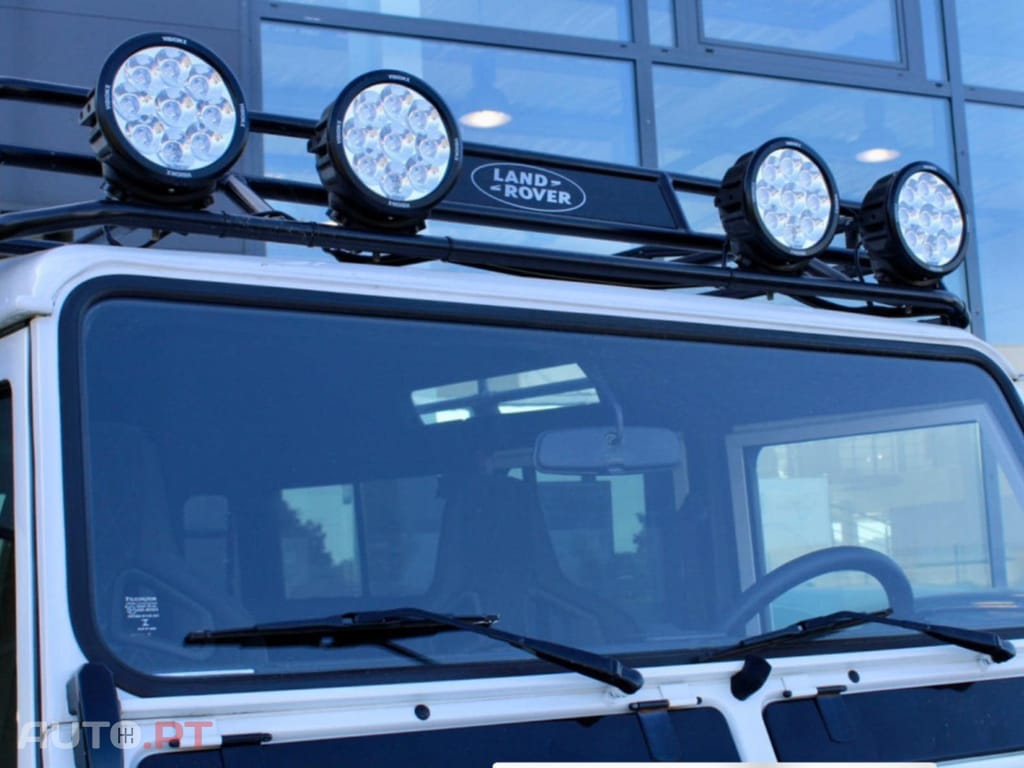 Land Rover Defender 110 2.5 Td5 122 cv 9 Lugares -Peça Rara