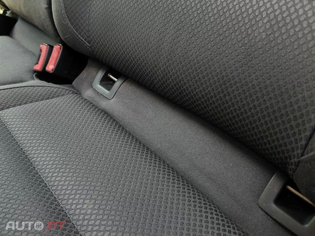Volkswagen Golf 2.0 TDi Sport