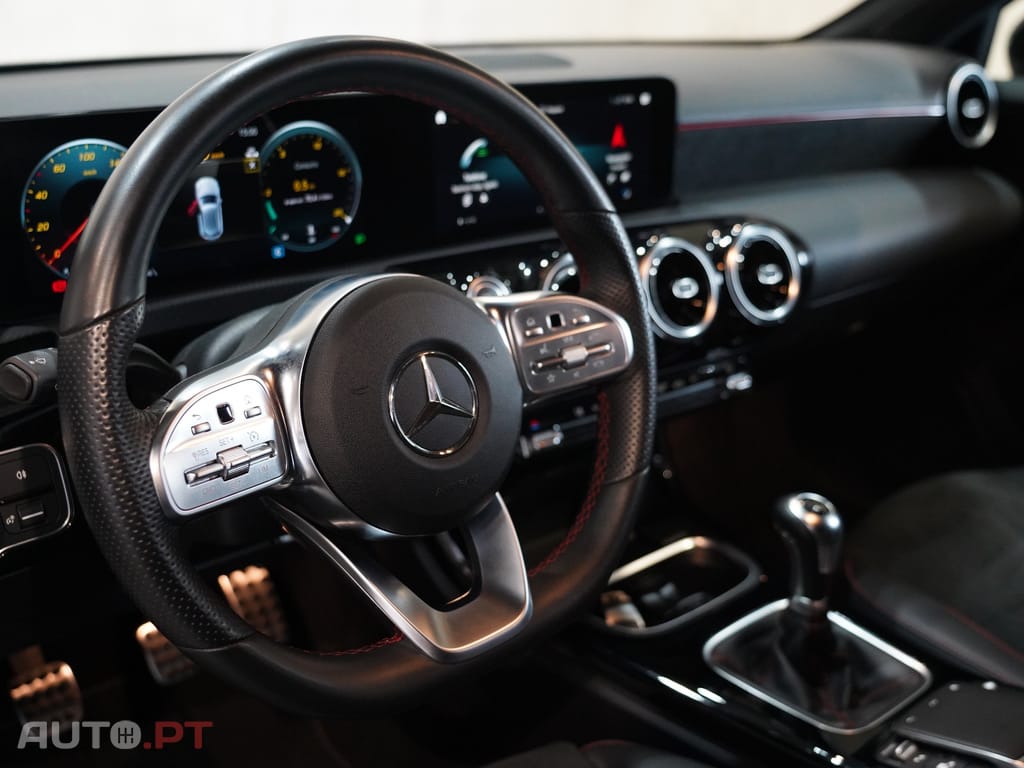 Mercedes-Benz A 180 d AMG Line