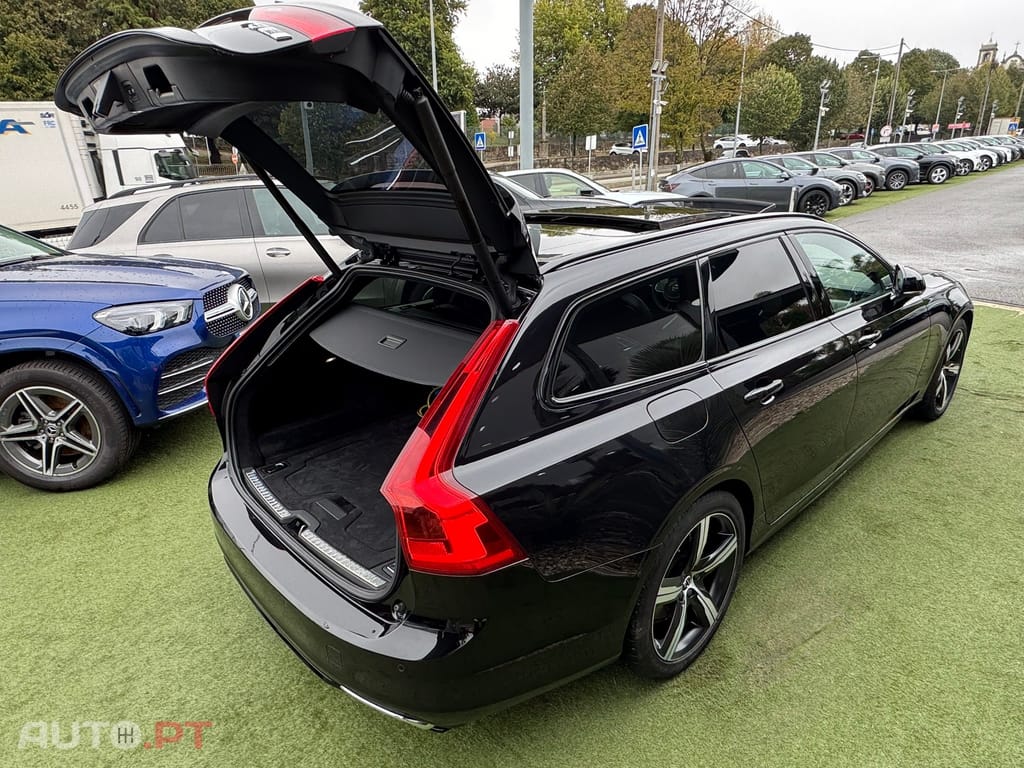 Volvo V90 2.0 T8 PHEV R-Design AWD