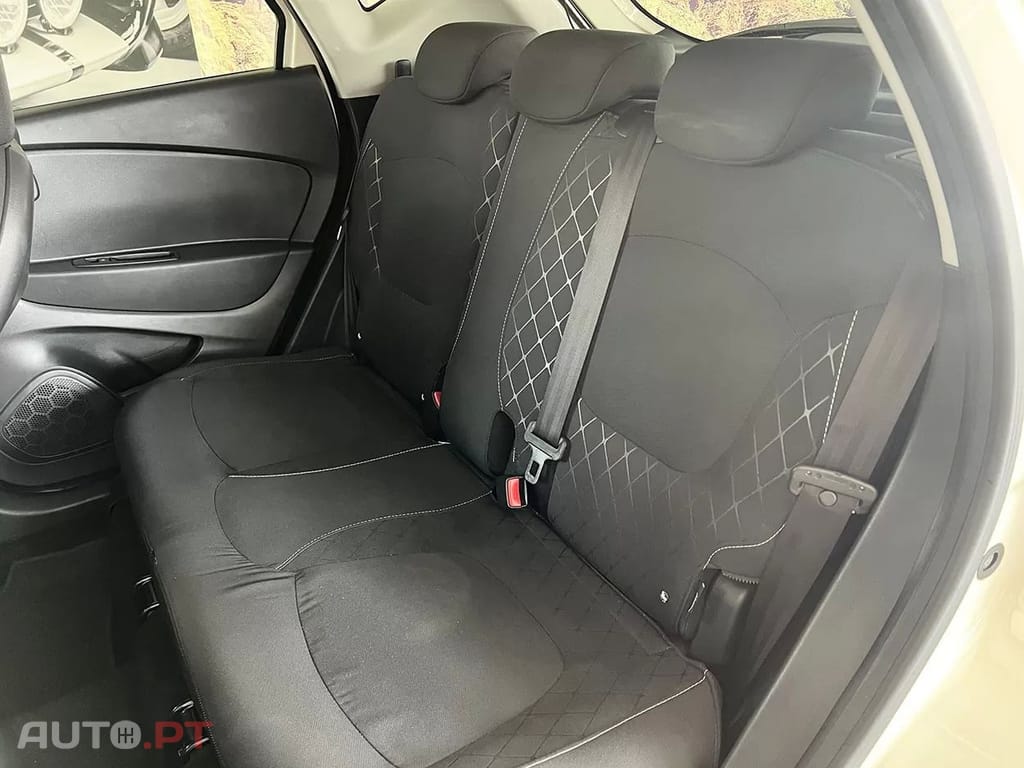 Renault Captur 1.2 TCe Exclusive EDC