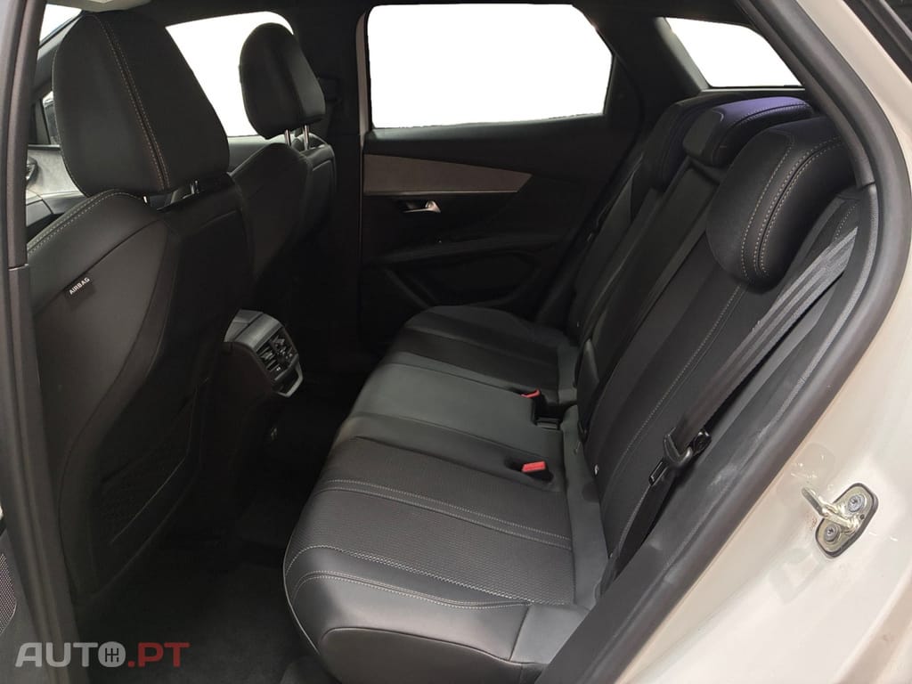 Peugeot 3008 1.2 Hybrid GT e-DCS6