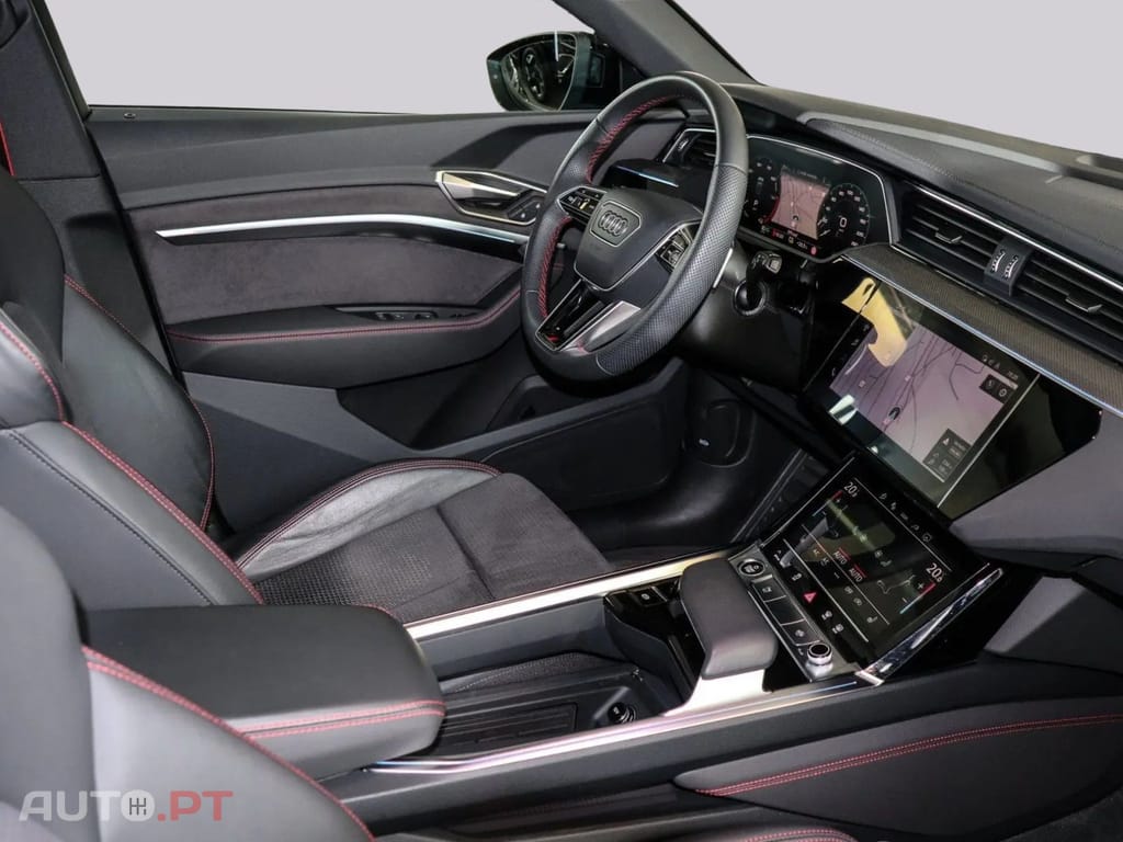 Audi Q8 e-tron LINE  I.V.A DEDUTÍVEL