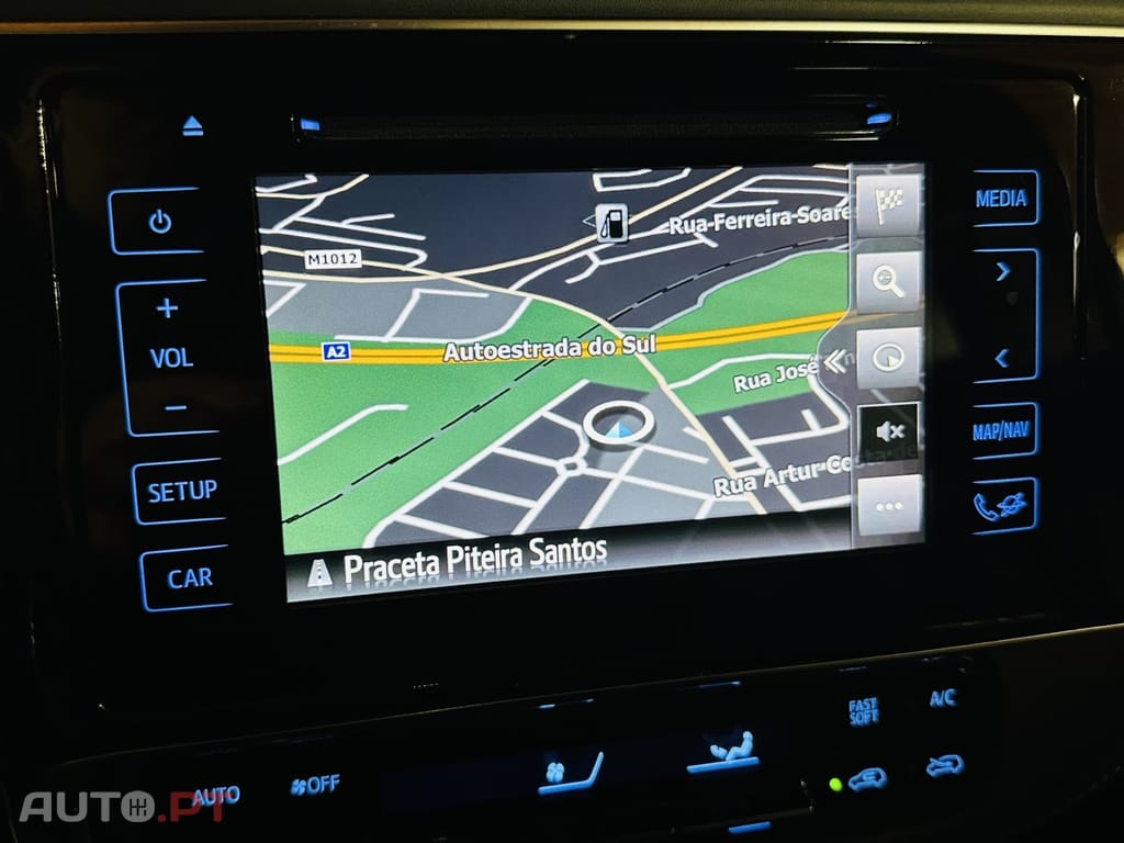 Toyota Auris Touring Sports 1.8 HSD Comfort +P.Sport+Navi
